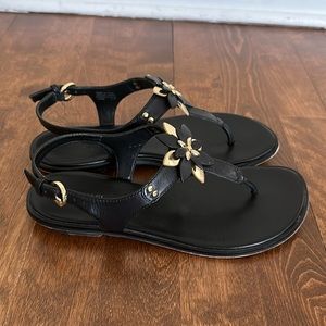 Michael Kors Heidi Floral Flat Thong Sandal Black size 7.5